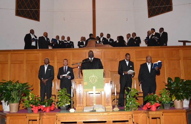 Worship leaders and choir at Metropolitan